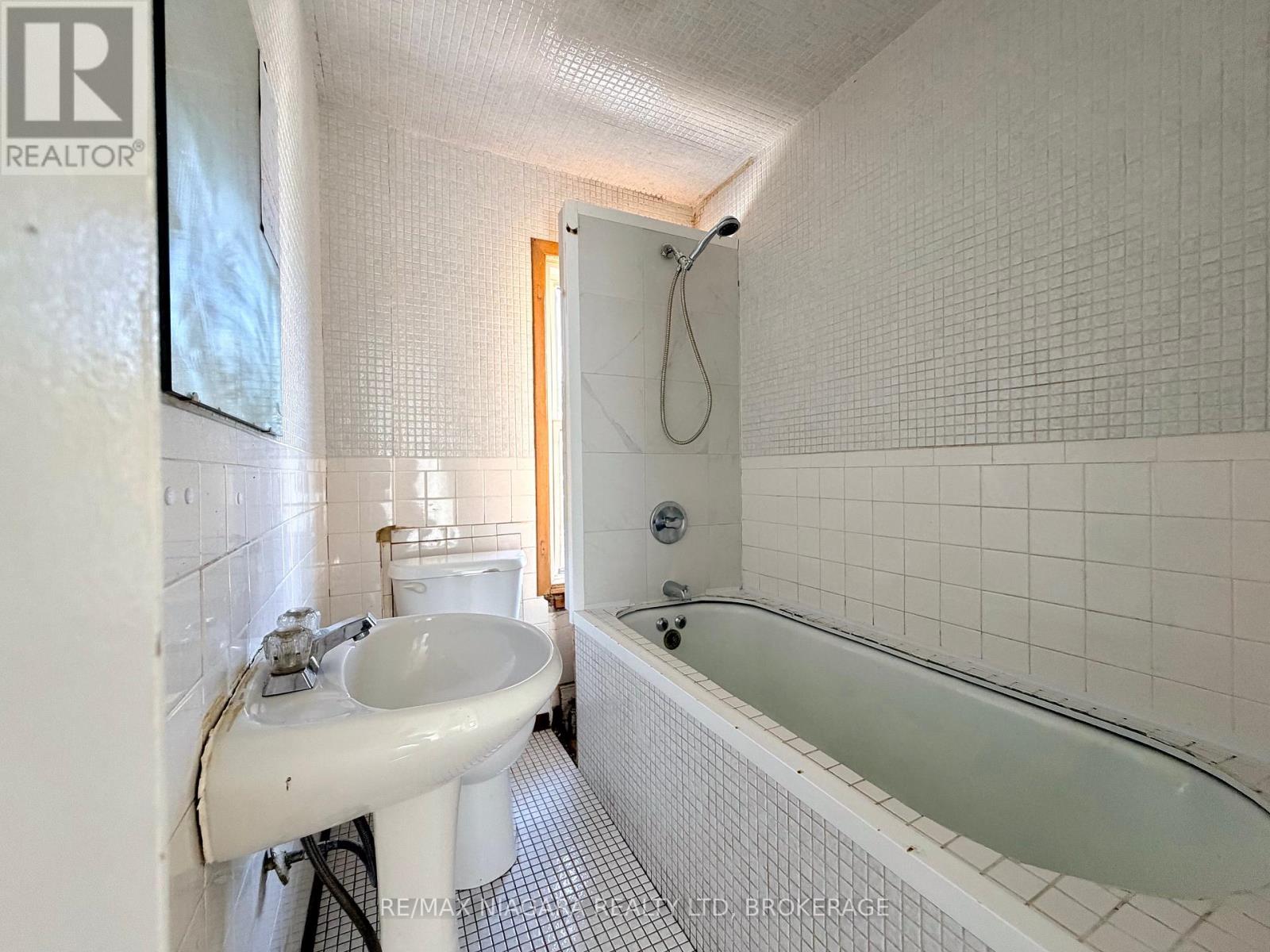 93 STATE STREET - 19