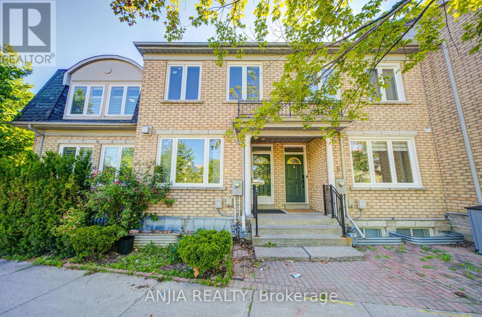 44 POND DRIVE - 1