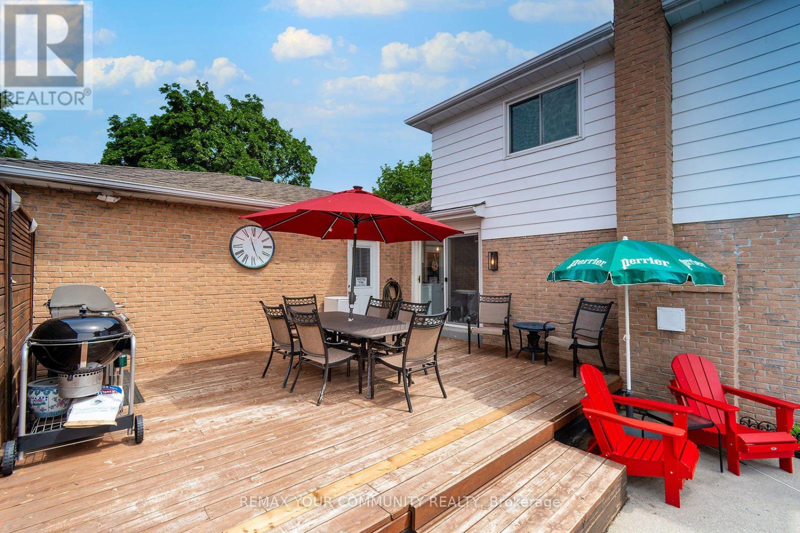 35 JOHN DEXTER PLACE - 26