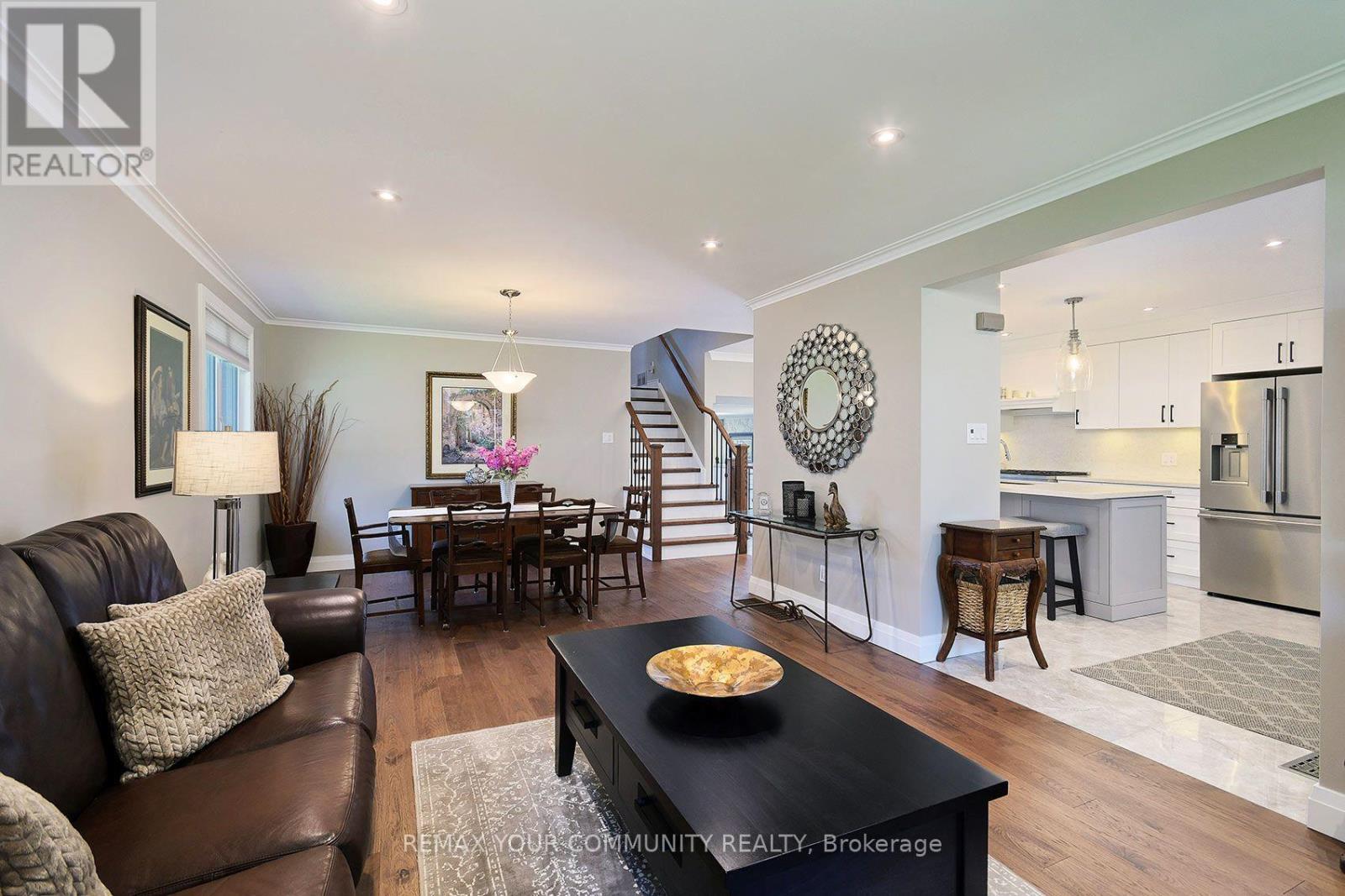 35 JOHN DEXTER PLACE - 6