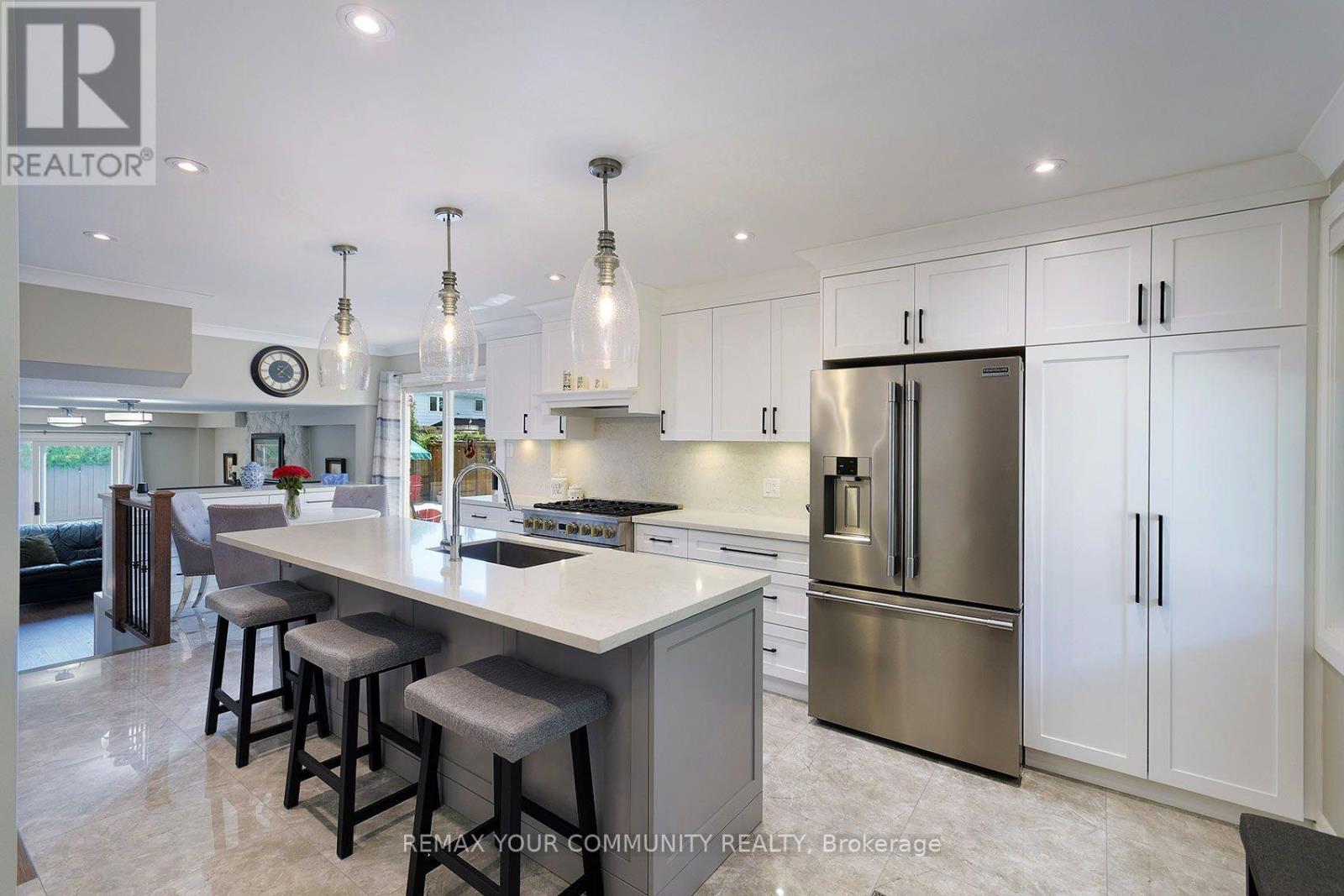 35 JOHN DEXTER PLACE - 8