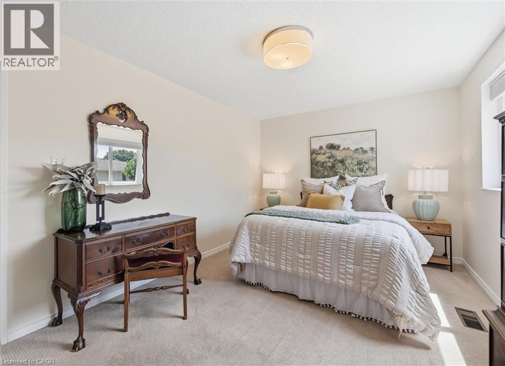 #8 459 WOODVIEW Road - 16