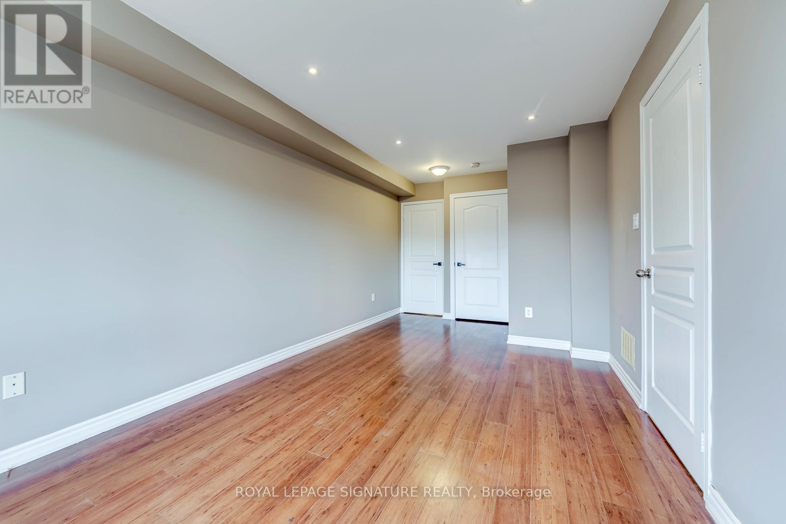 2418 ADAMVALE CRESCENT - 13