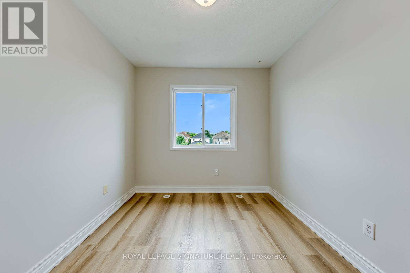 2418 ADAMVALE CRESCENT - 31