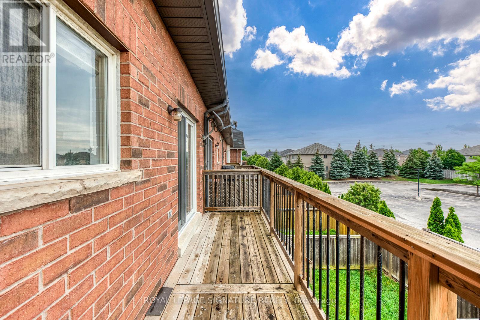 2418 ADAMVALE CRESCENT - 36