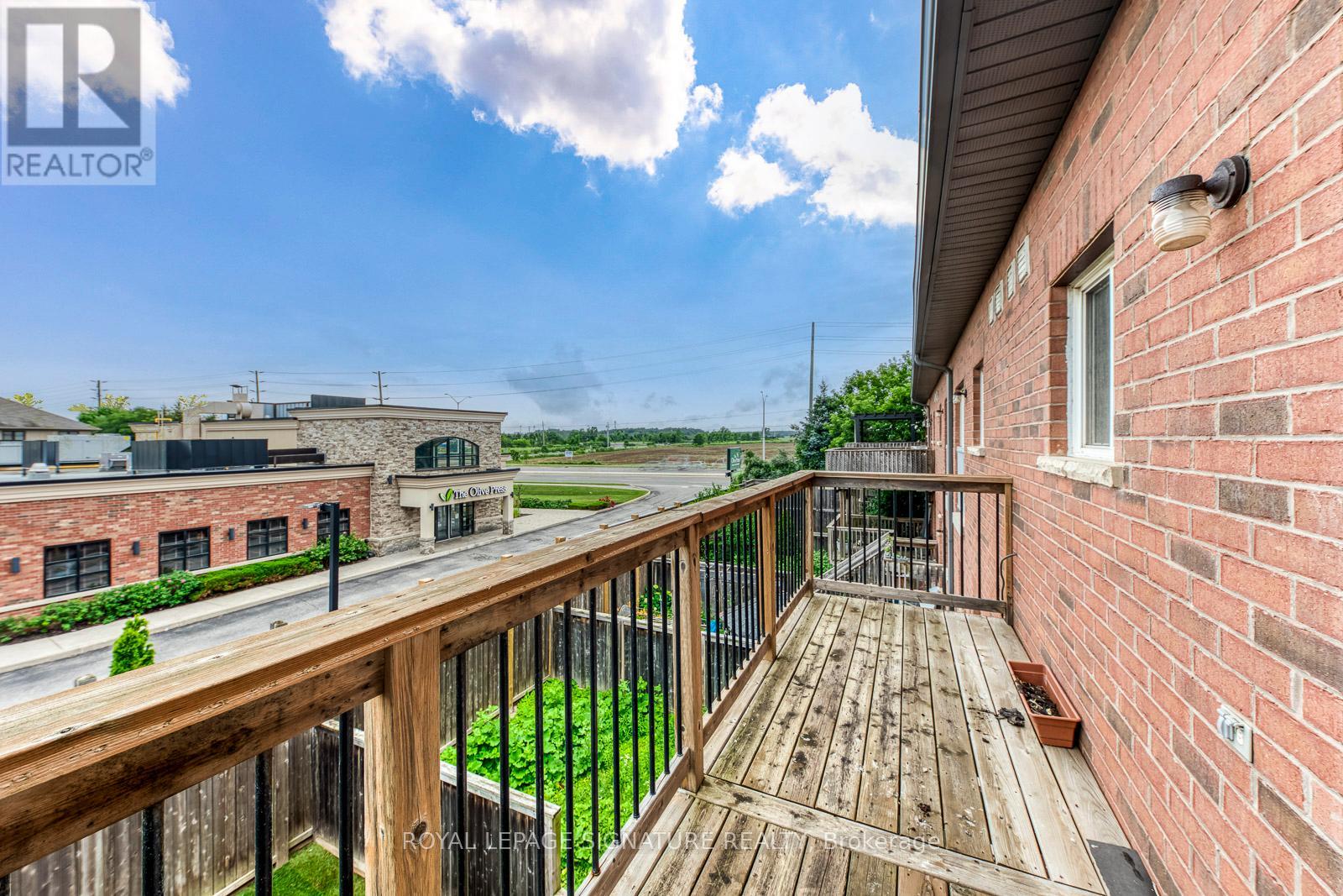 2418 ADAMVALE CRESCENT - 37