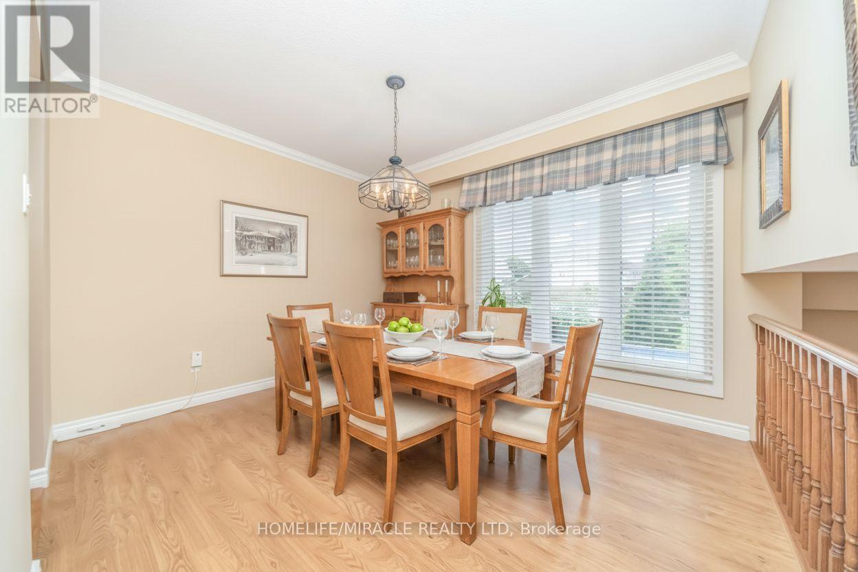 37 BLACKTHORN LANE - 10