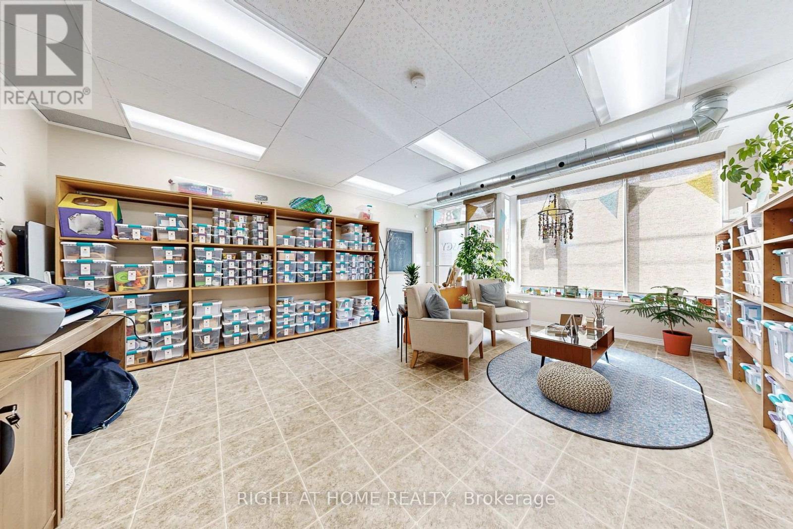 28-30 KING STREET W - 3