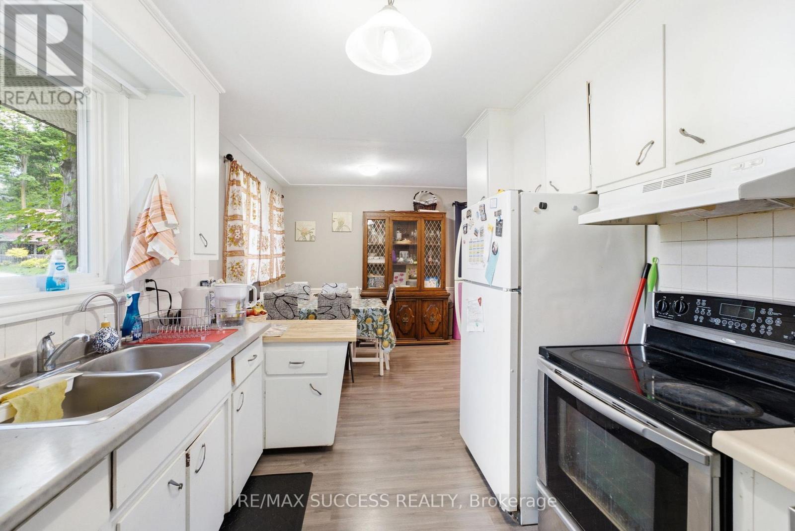 97 BLYTHWOOD ROAD - 17