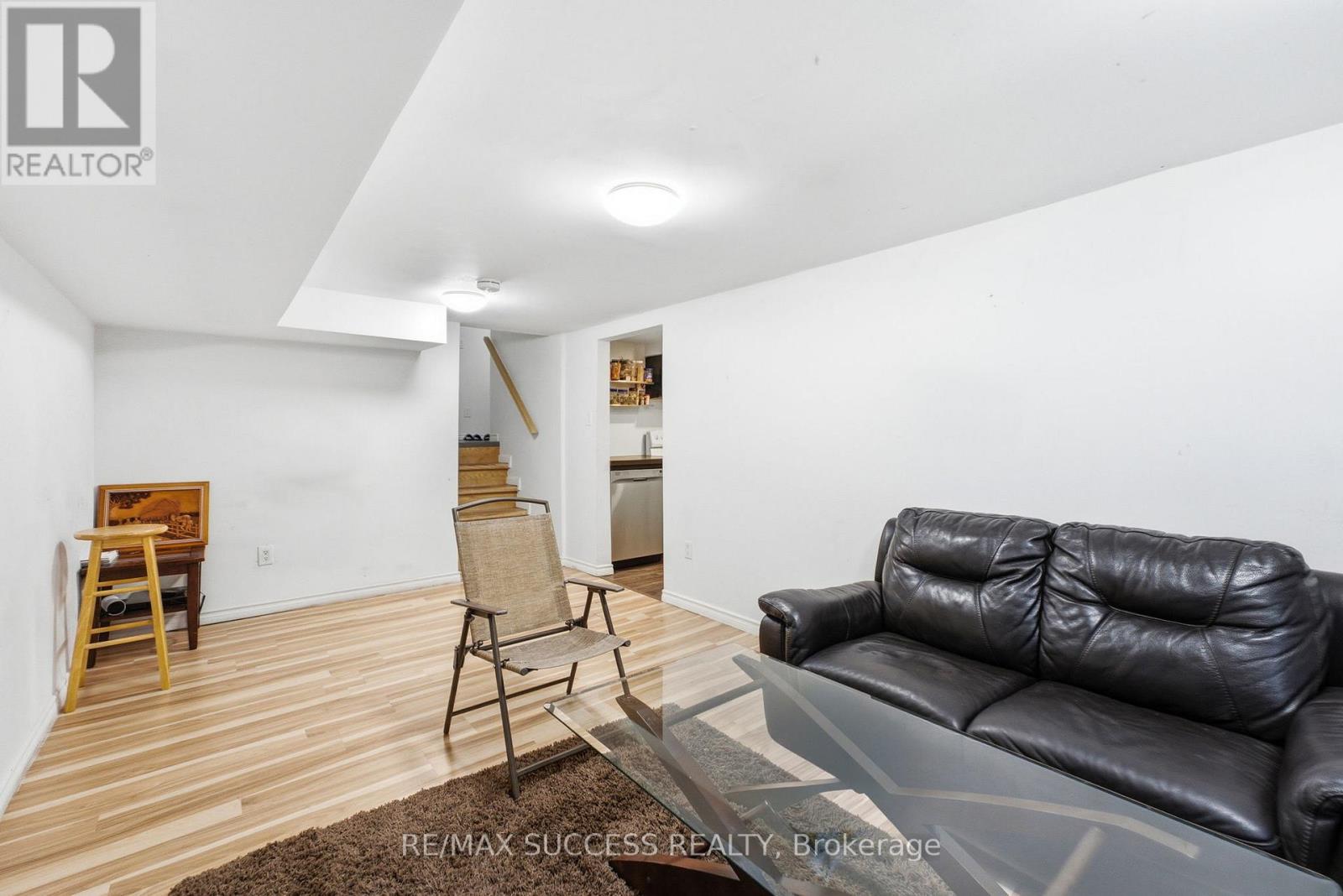 97 BLYTHWOOD ROAD - 35