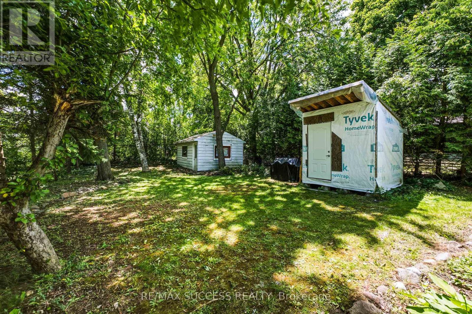 97 BLYTHWOOD ROAD - 40