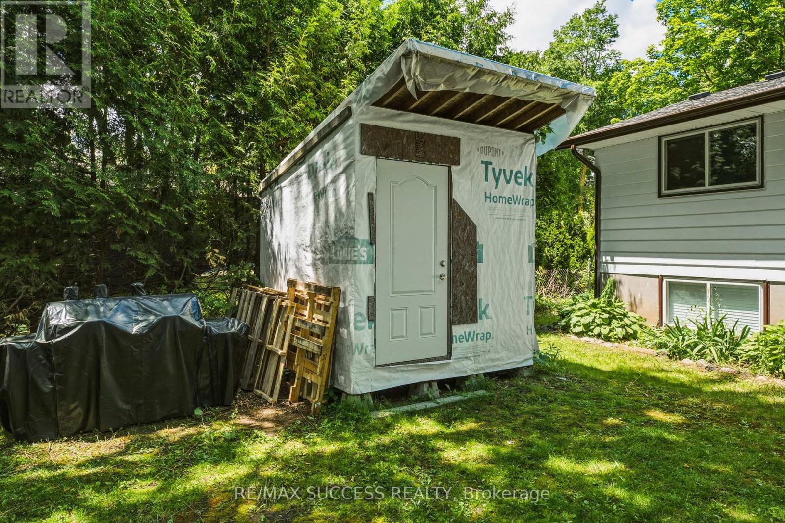 97 BLYTHWOOD ROAD - 43