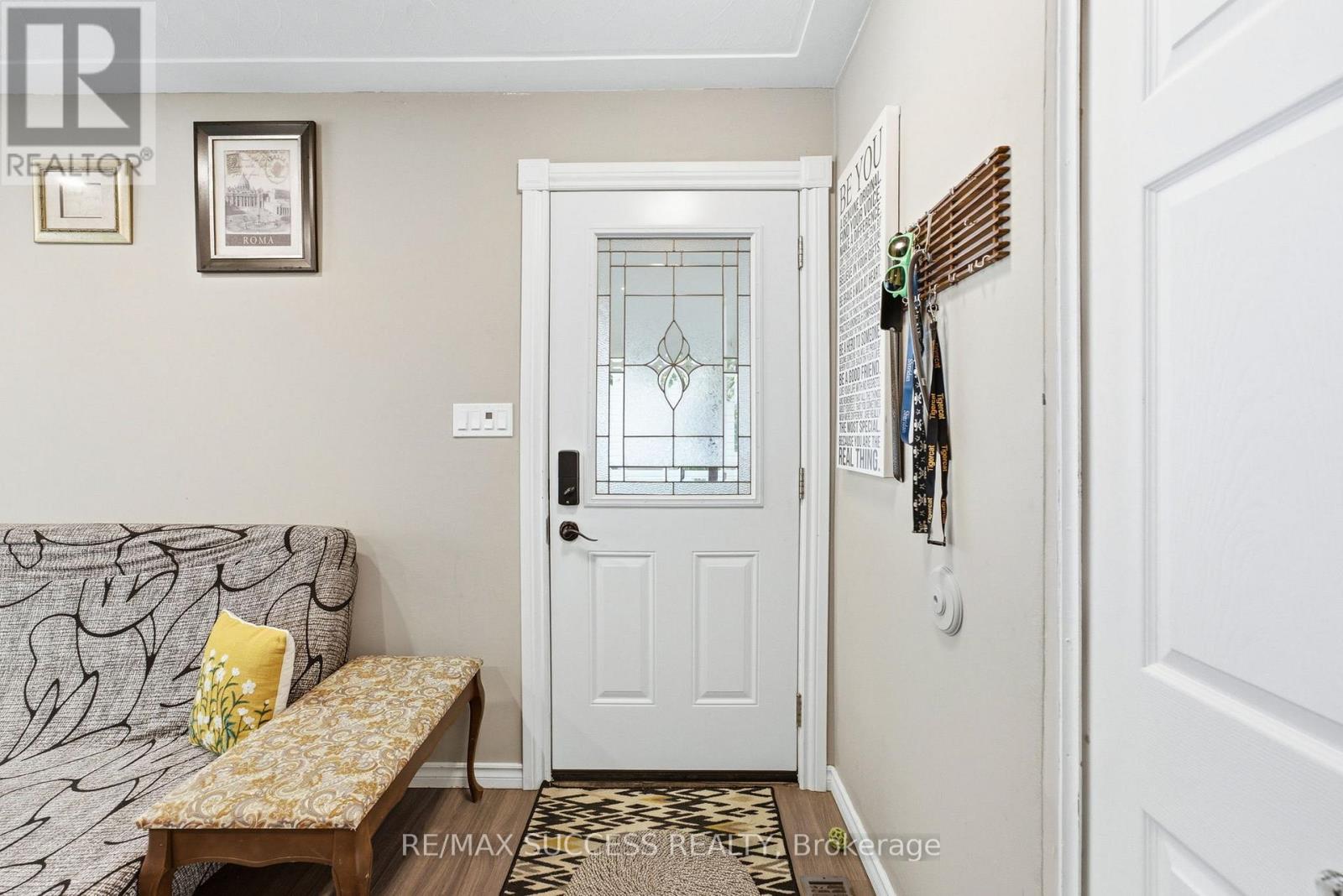 97 BLYTHWOOD ROAD - 8