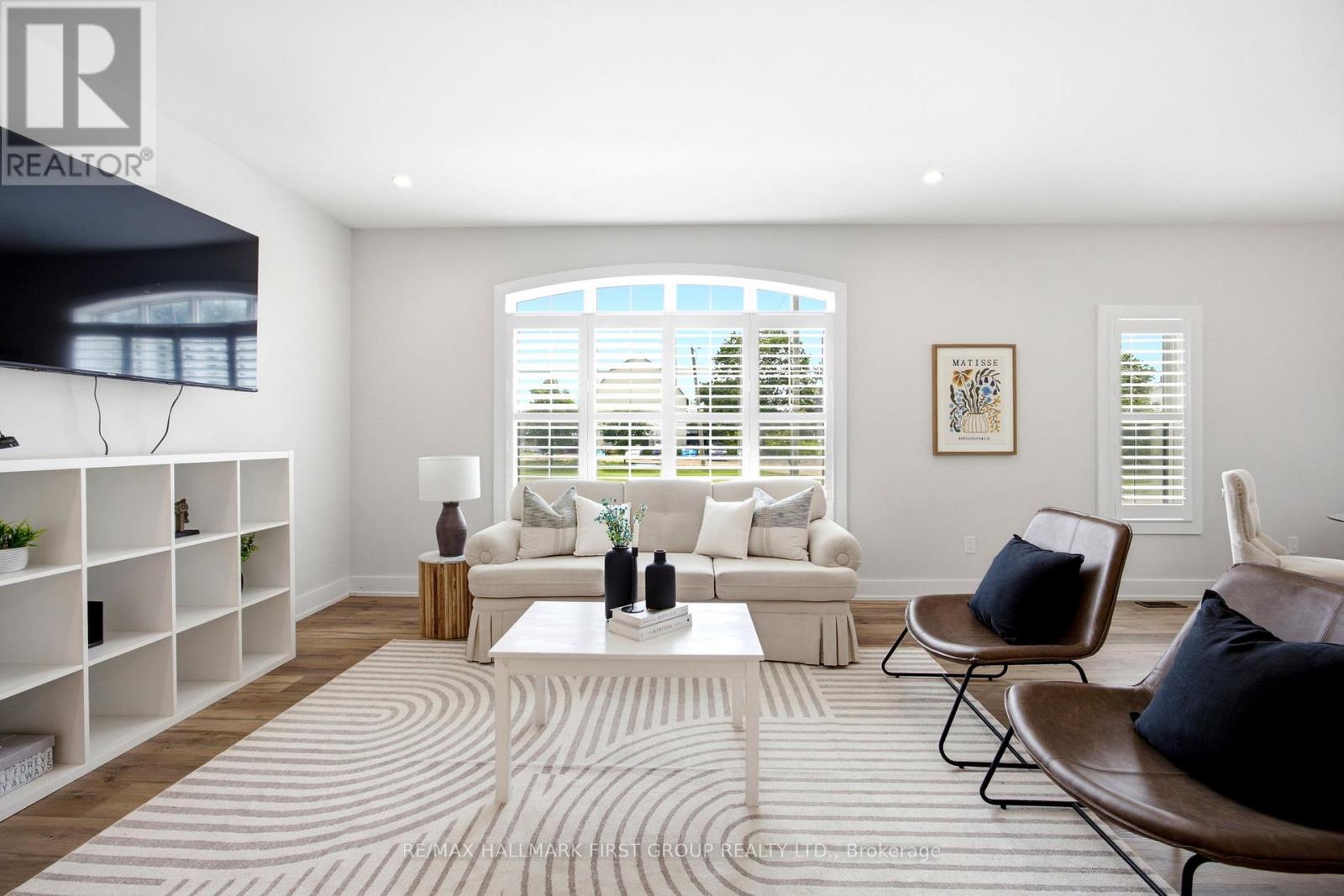 2 BRAEBURN STREET - Image 10