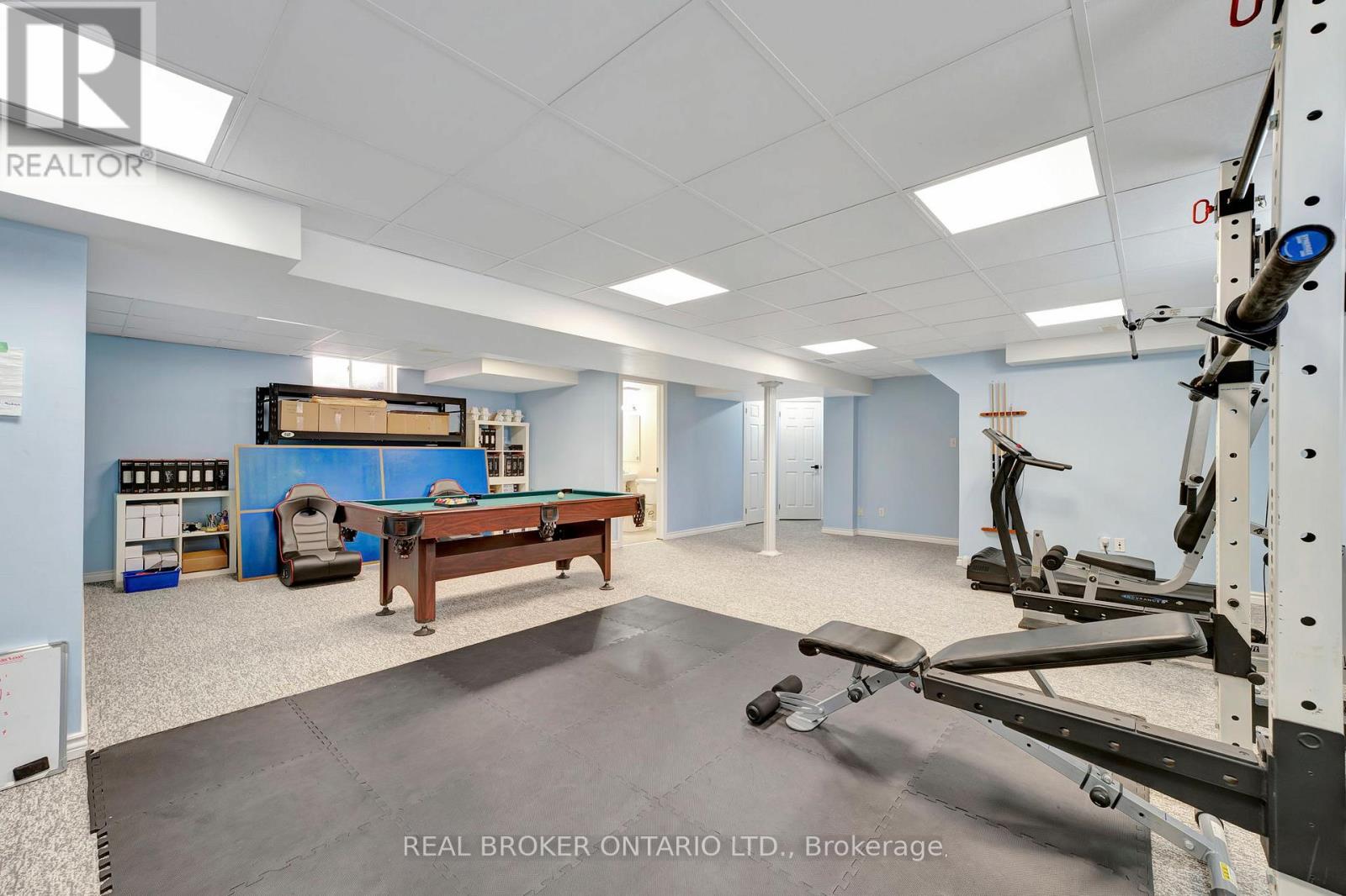 35 DUBRICK CRESCENT - 35