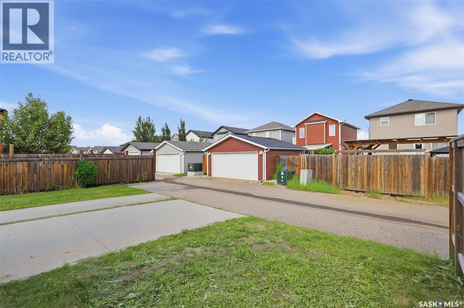 123 Henick CRESCENT - 30