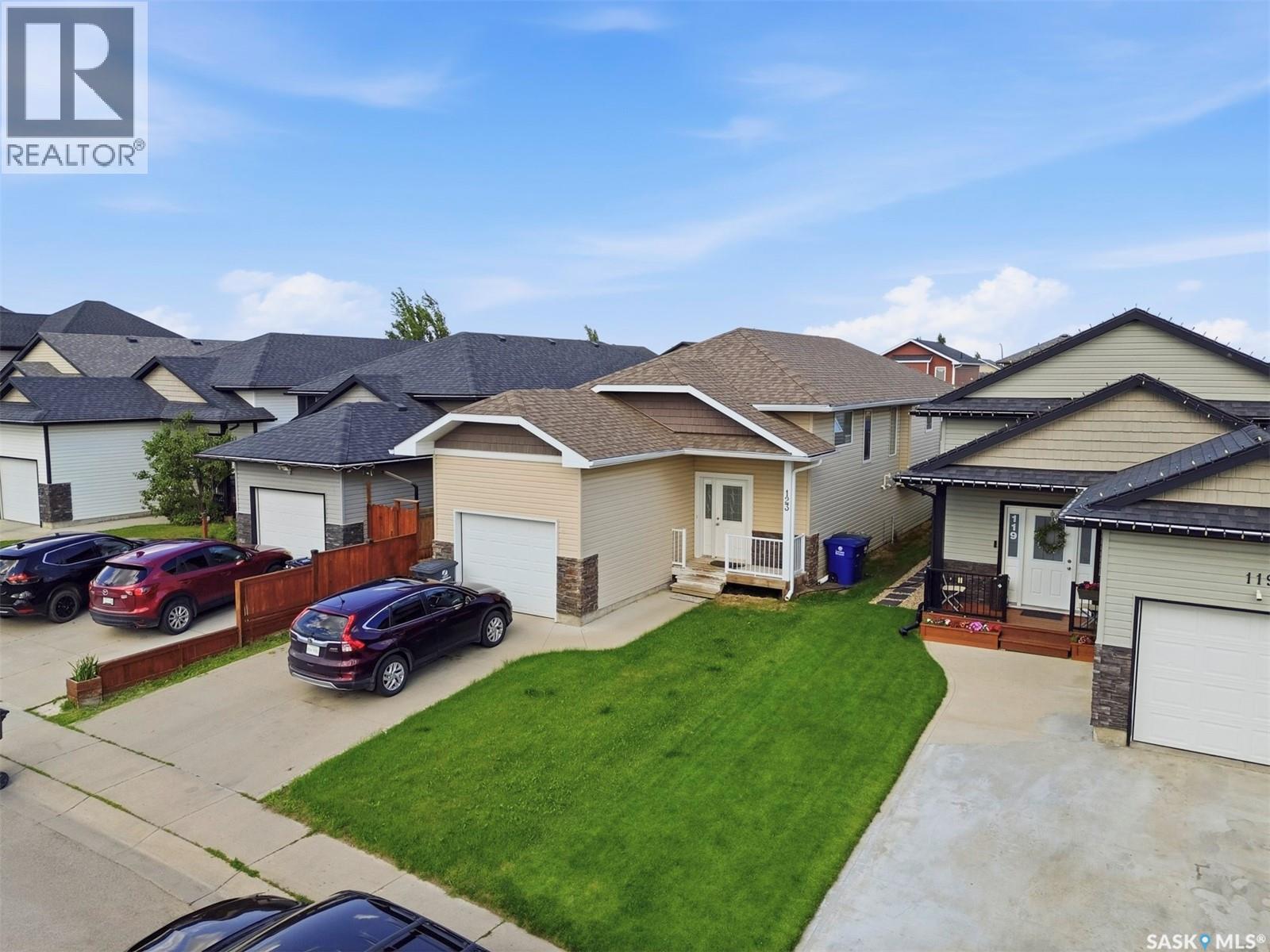 123 Henick CRESCENT - 34