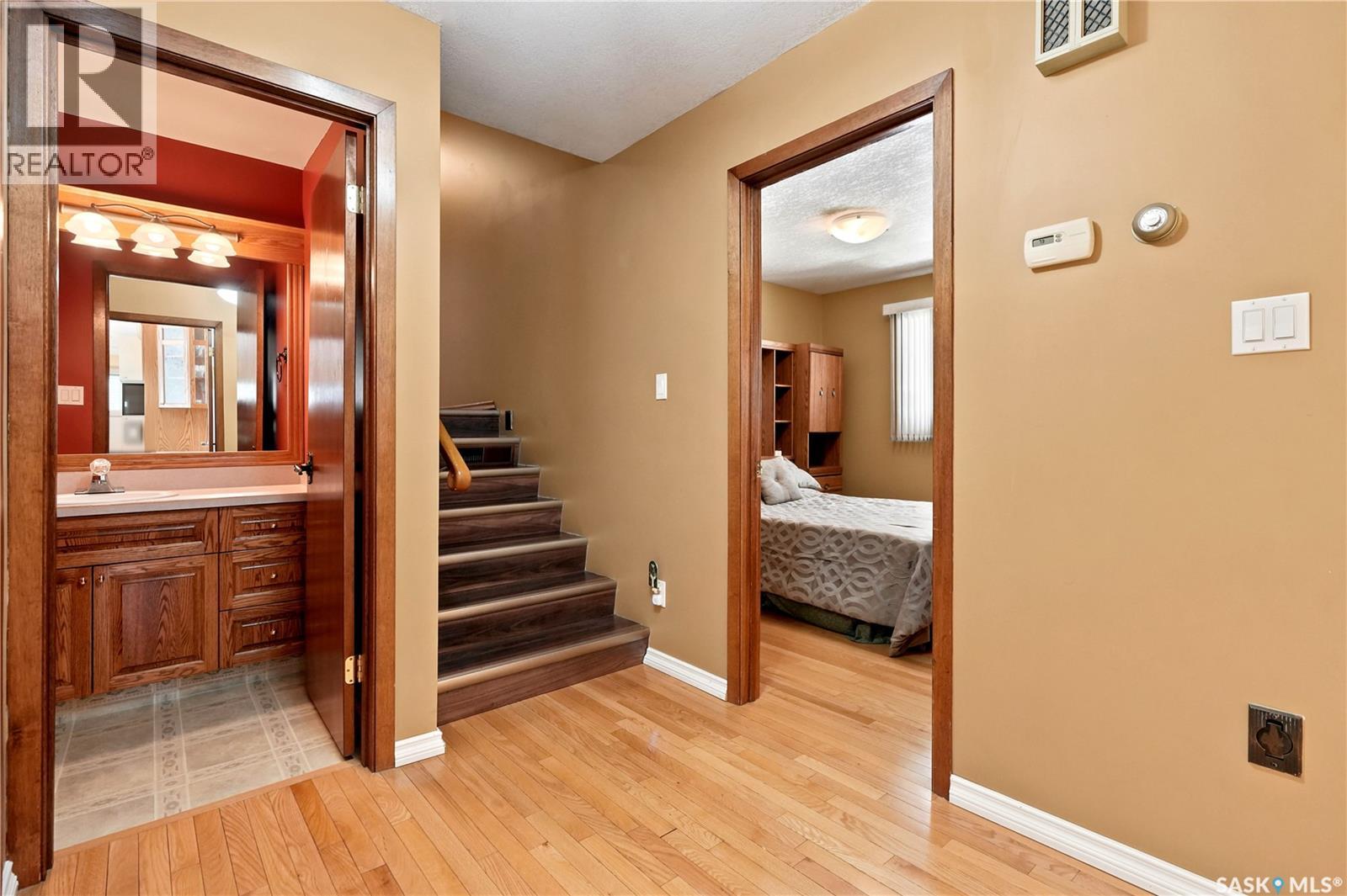 91 Green Meadow ROAD - 10