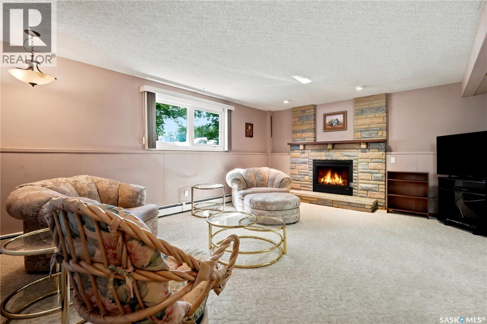 91 Green Meadow ROAD - 24