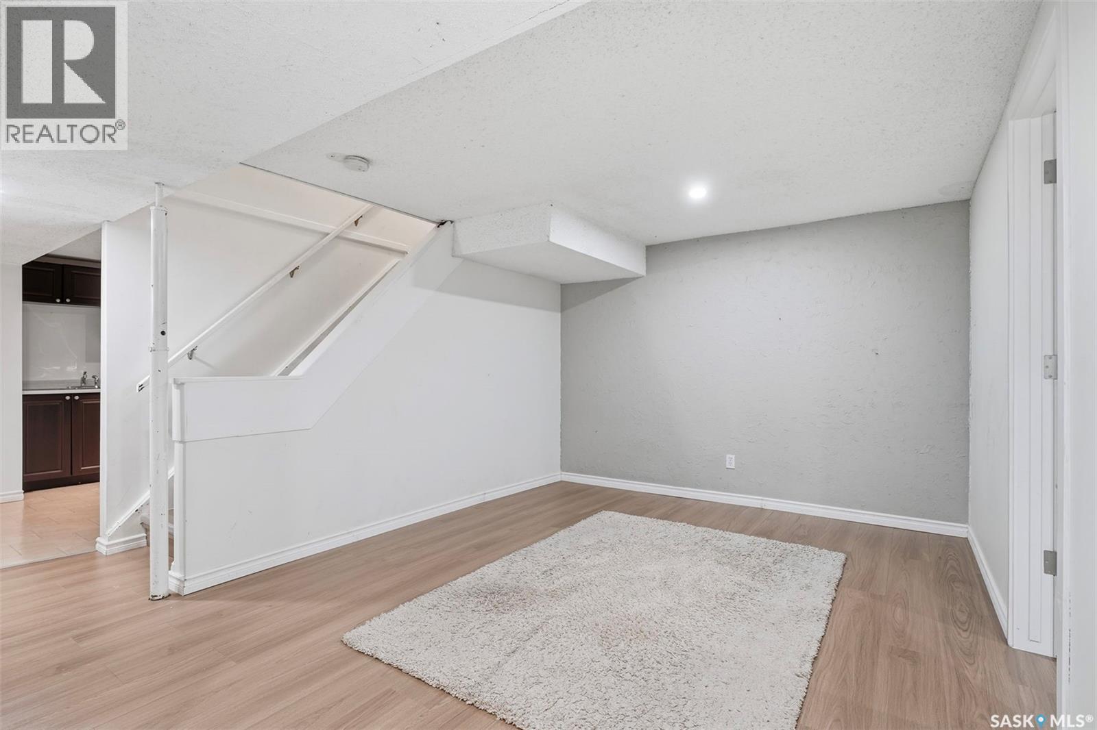 1608 Vickies AVENUE - 17