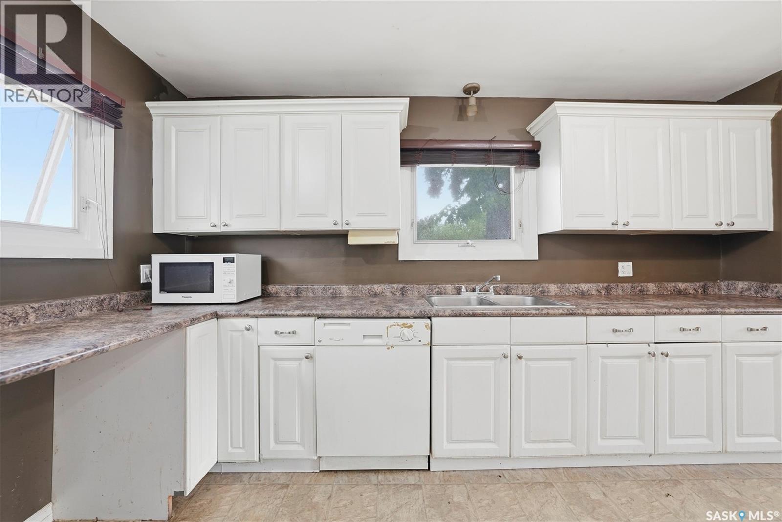 302 U AVENUE N - 13