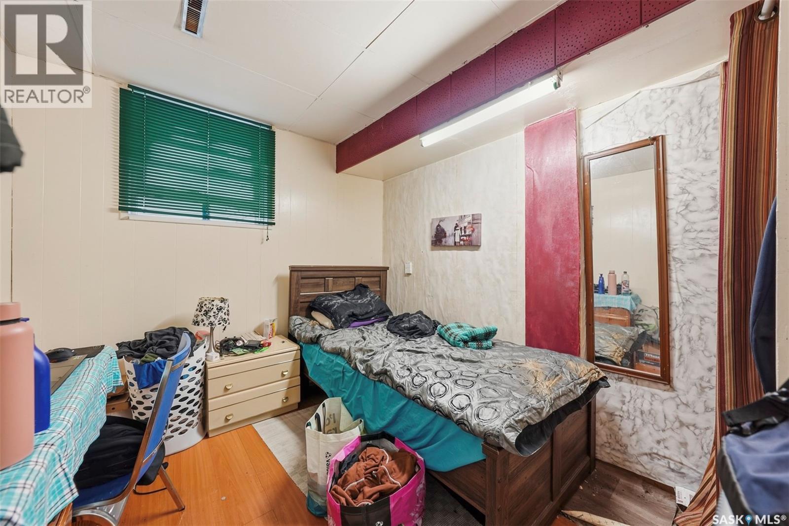 302 U AVENUE N - 23