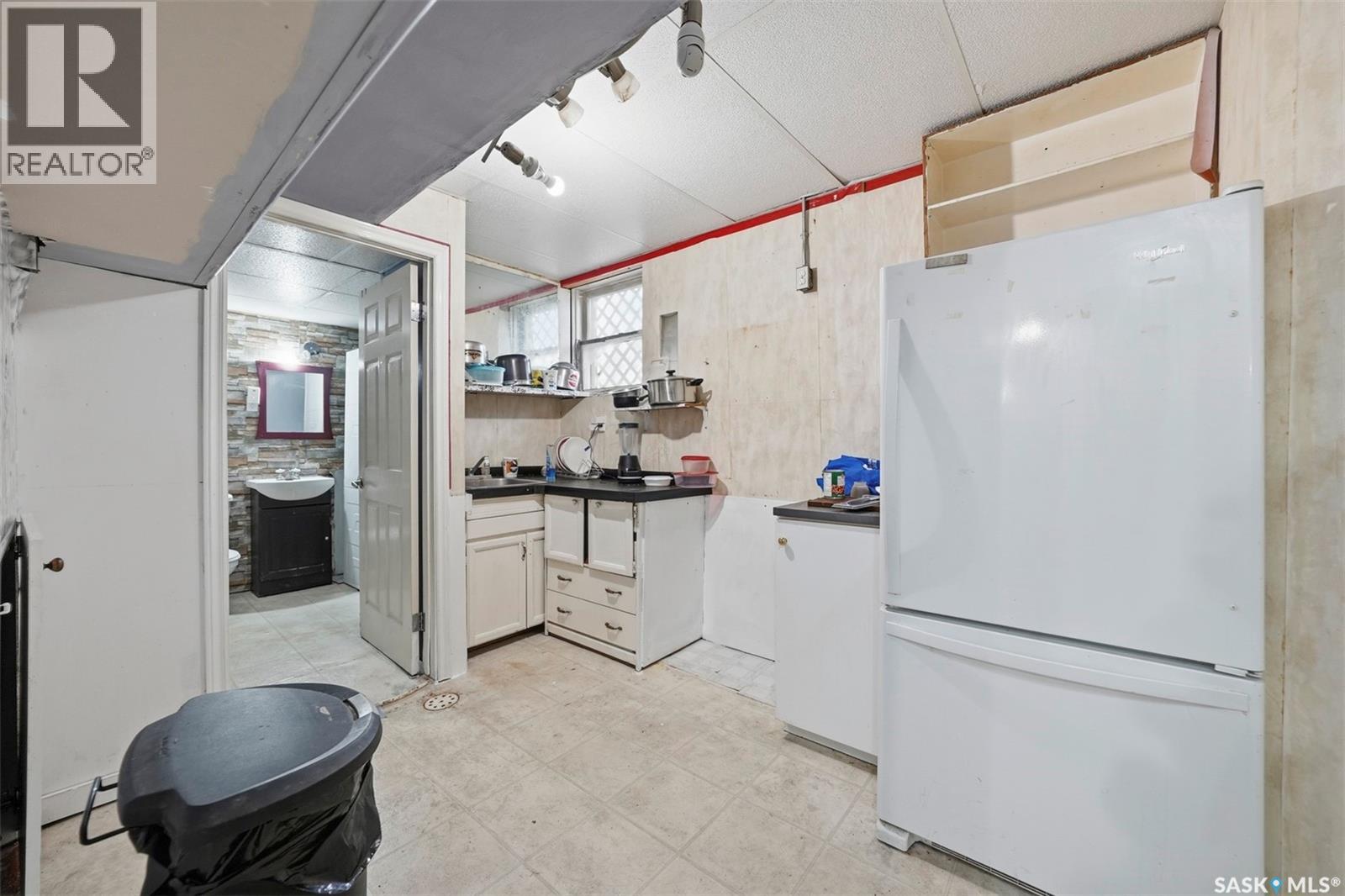 302 U AVENUE N - 24