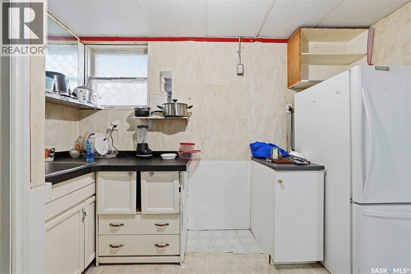 302 U AVENUE N - 25