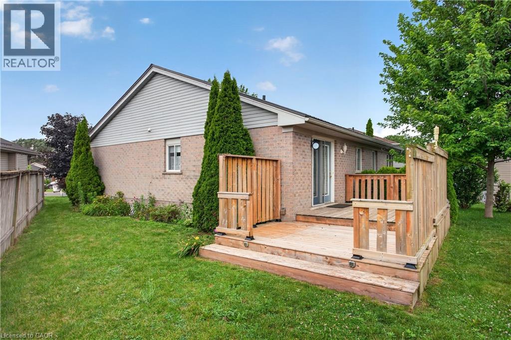 15 ERIN Court - 40