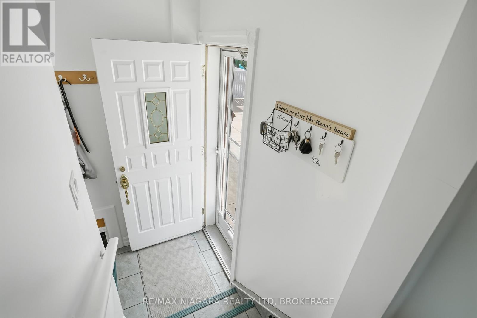 270 MCALPINE AVENUE S - 17