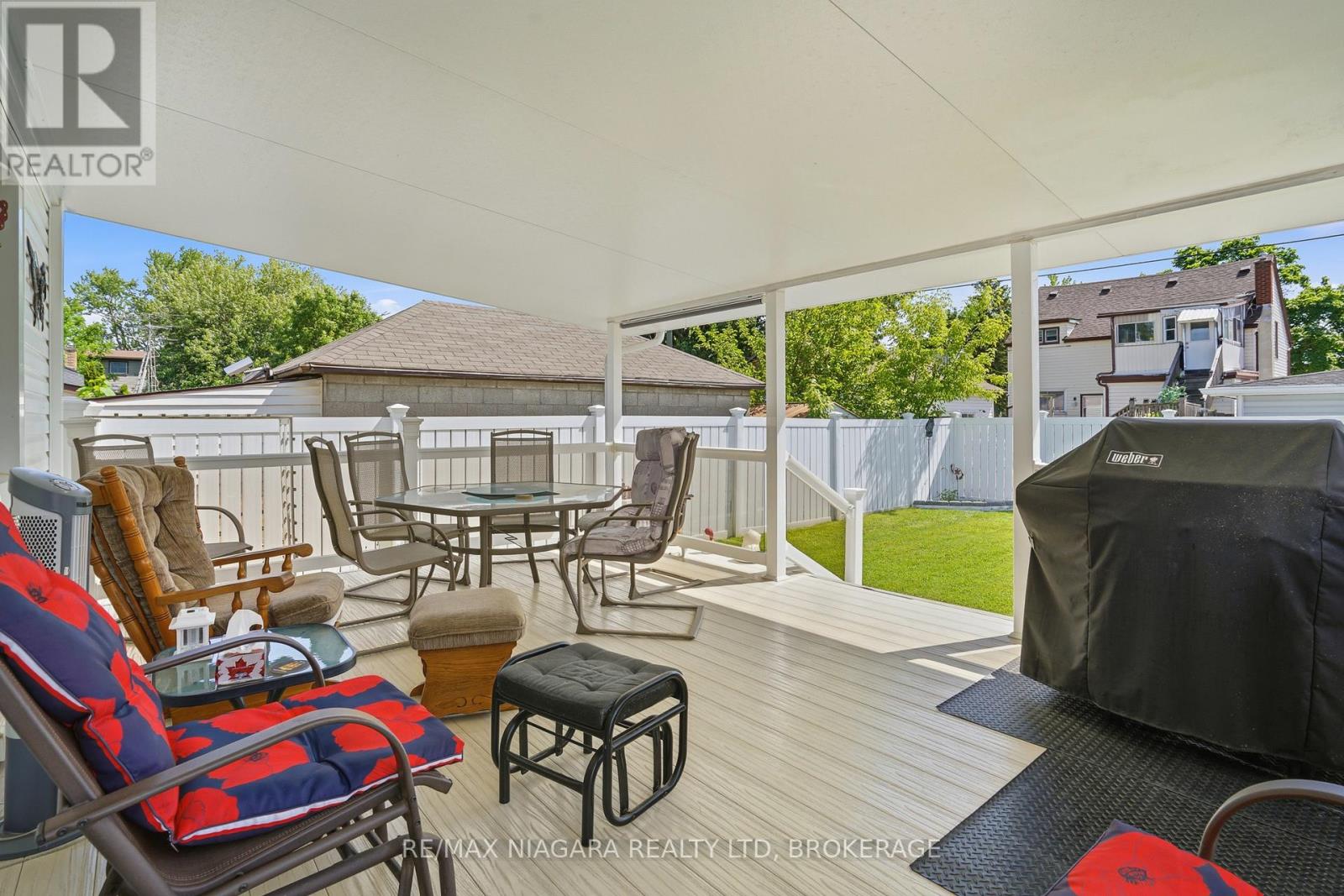 270 MCALPINE AVENUE S - 35