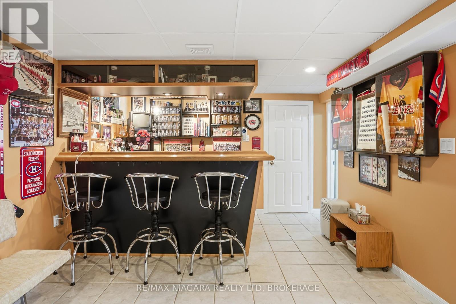 270 MCALPINE AVENUE S - 20
