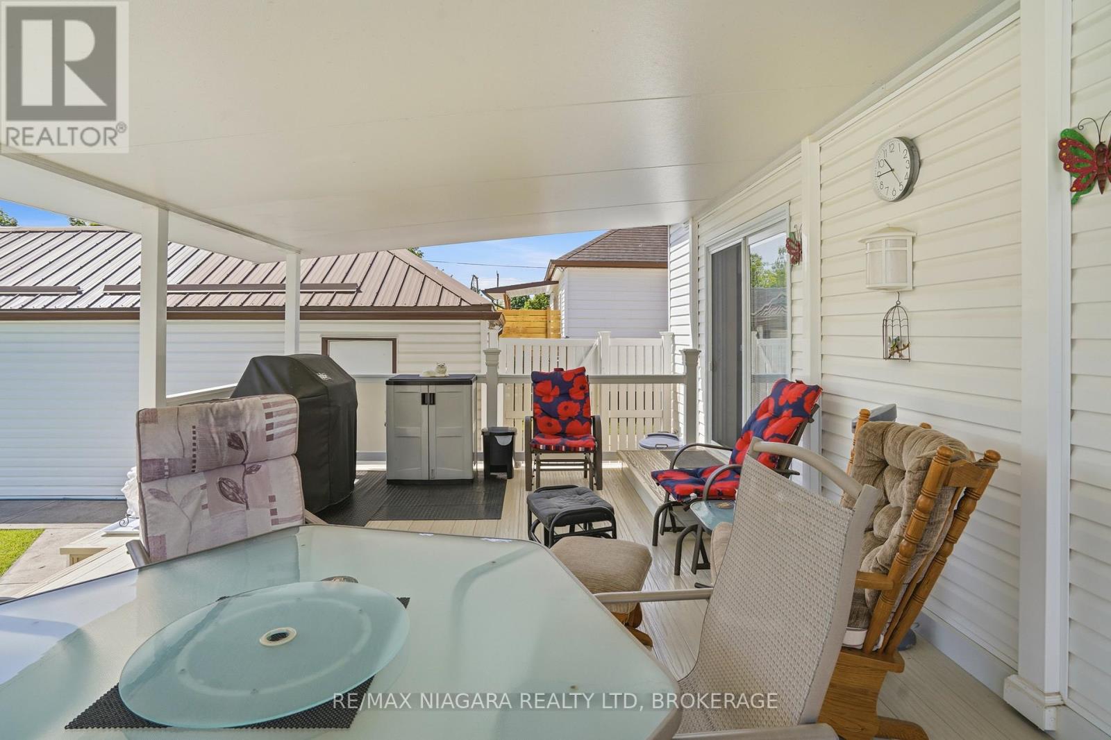 270 MCALPINE AVENUE S - 37