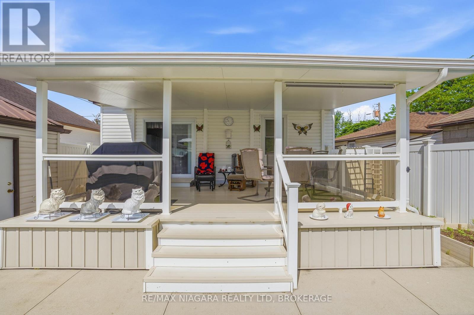 270 MCALPINE AVENUE S - 34