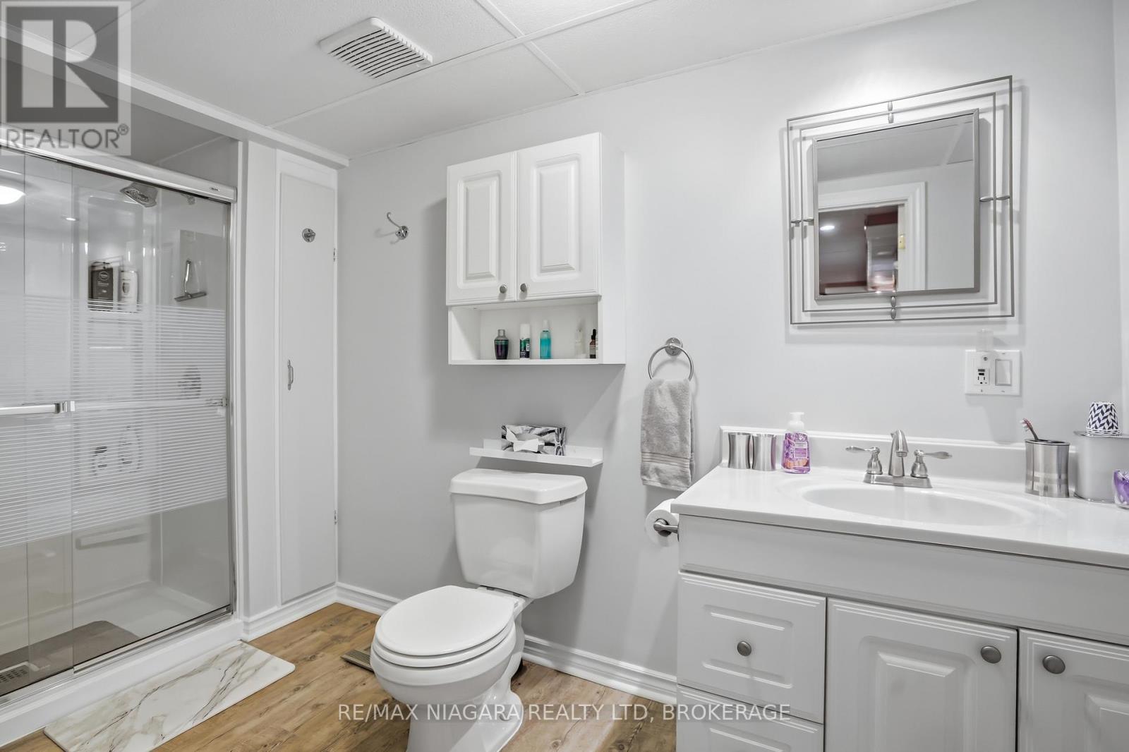 270 MCALPINE AVENUE S - 23