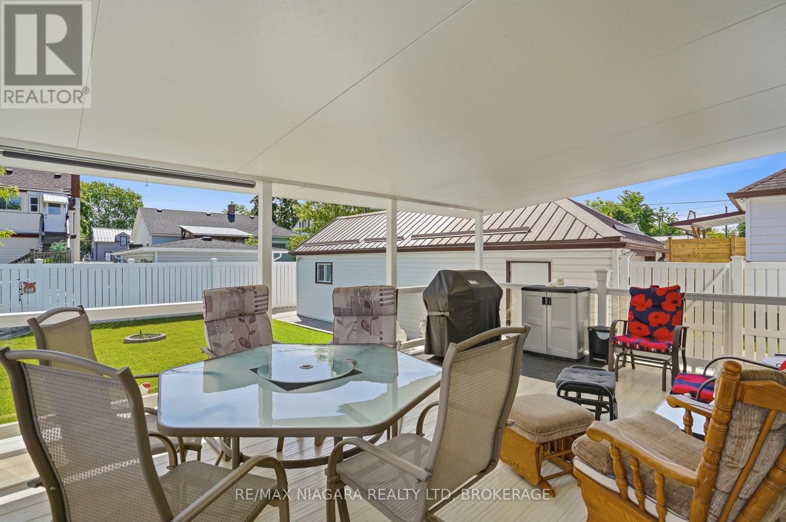 270 MCALPINE AVENUE S - 36