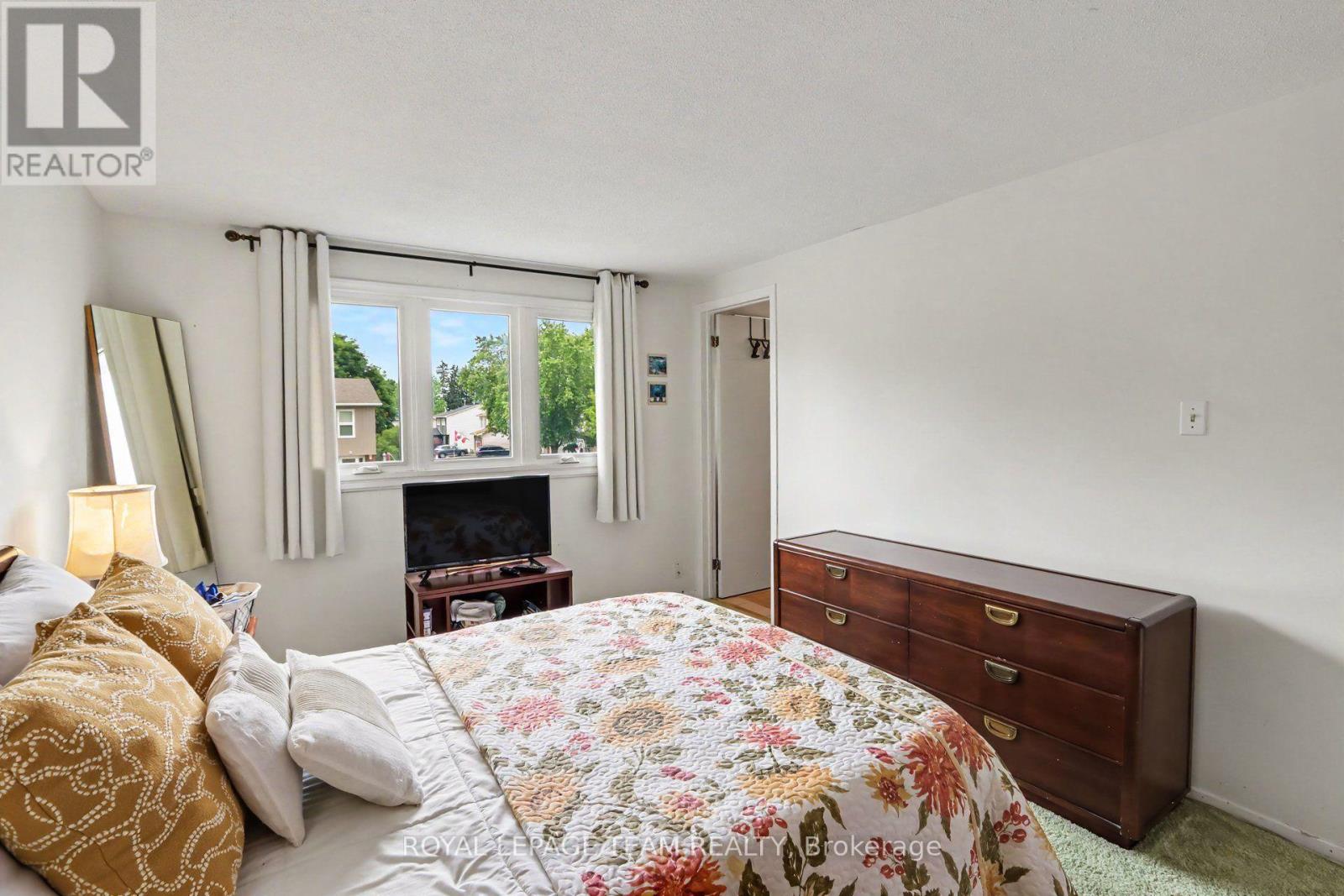 95 SEABROOKE DRIVE - 13