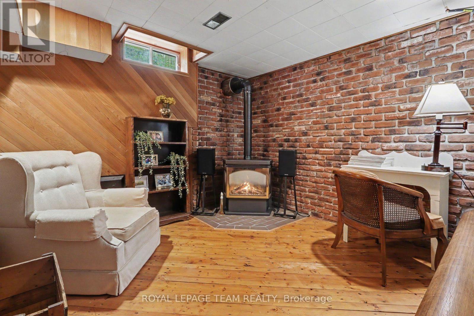 95 SEABROOKE DRIVE - 21