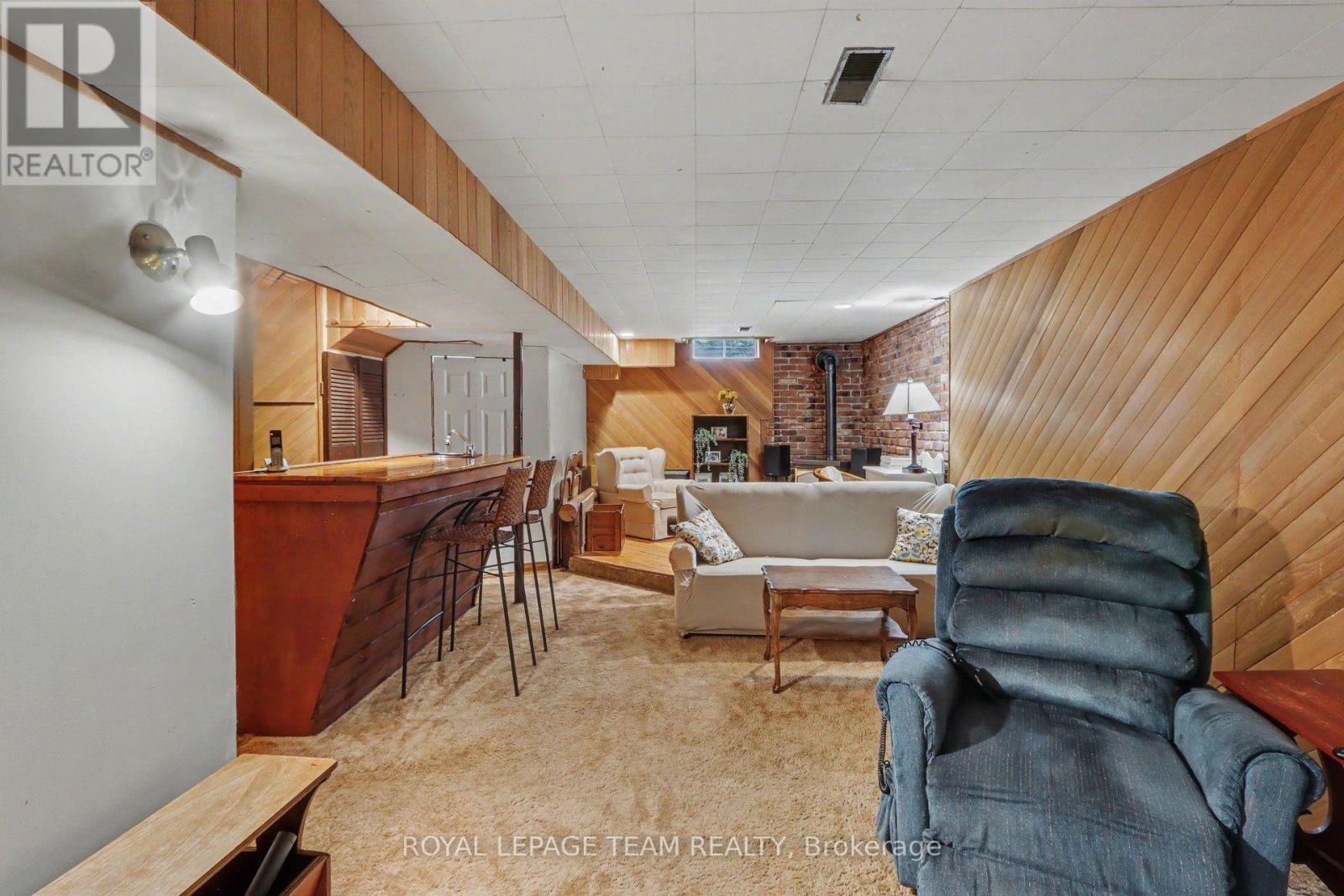 95 SEABROOKE DRIVE - 22