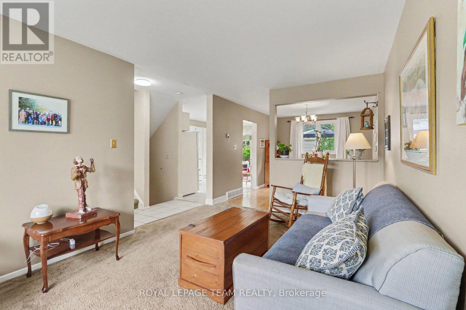 95 SEABROOKE DRIVE - 4