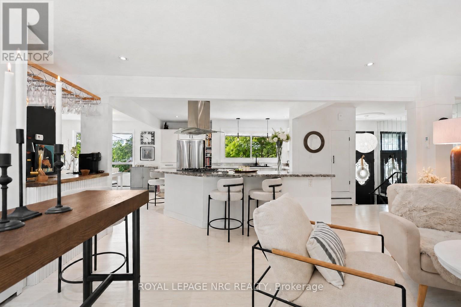 180 WOODSIDE DRIVE - Image 7