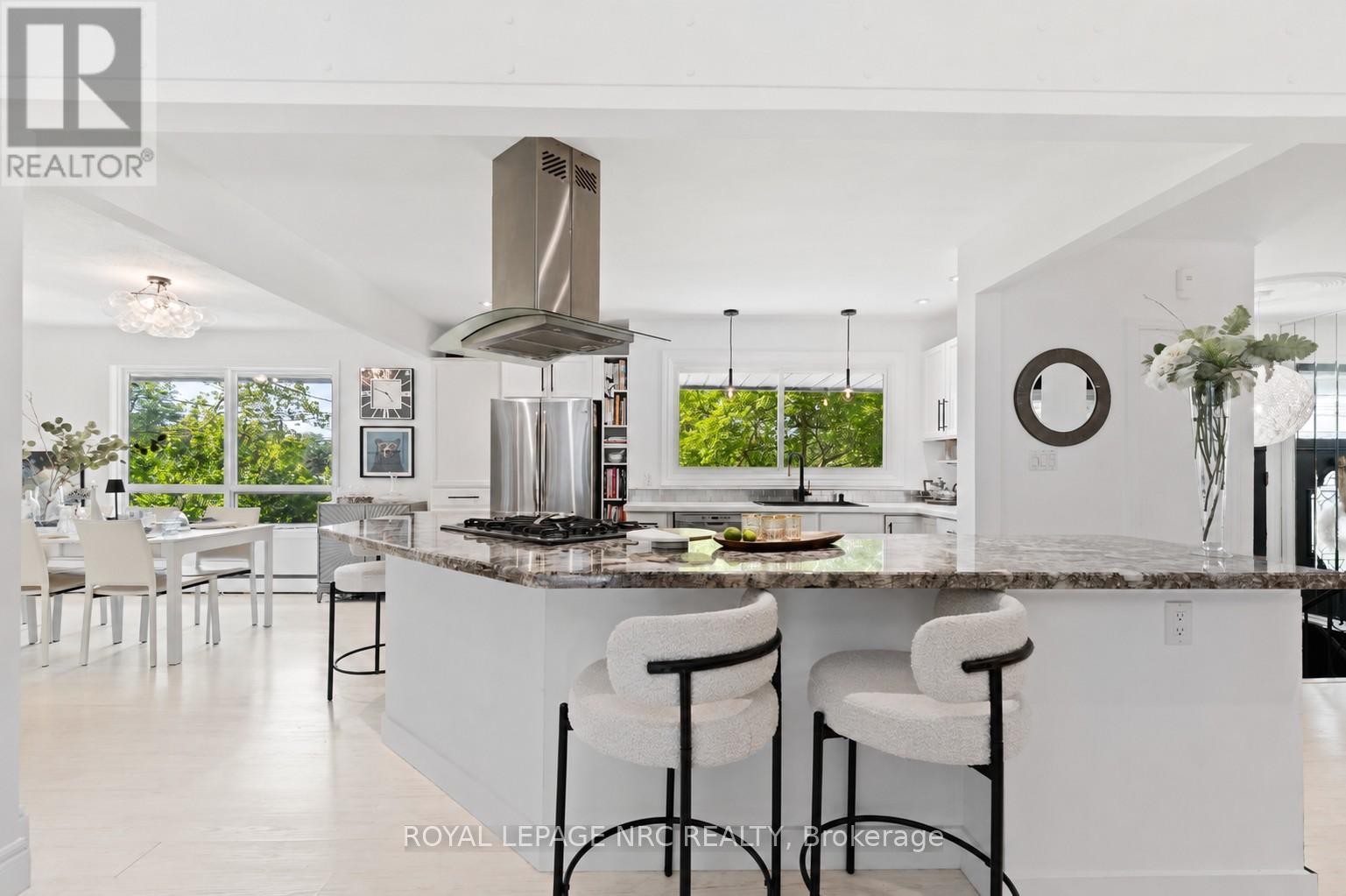 180 WOODSIDE DRIVE - Image 8