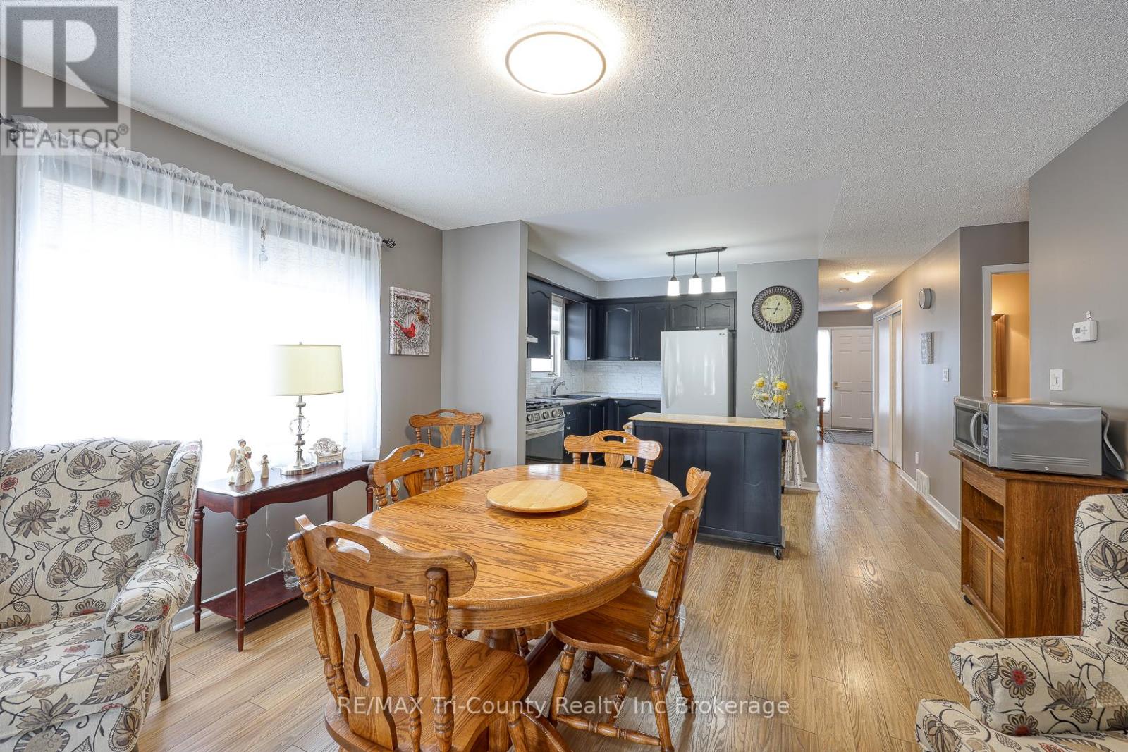 33 WILKINS CRESCENT - Image 14