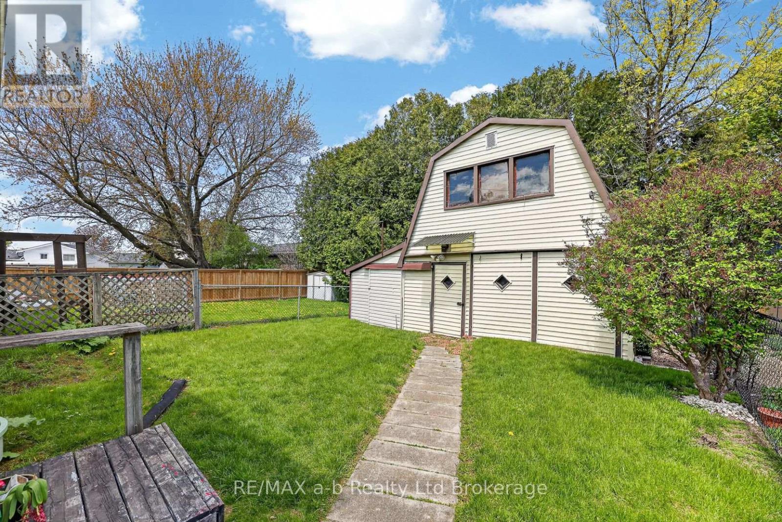 13 WITTY AVENUE - 17