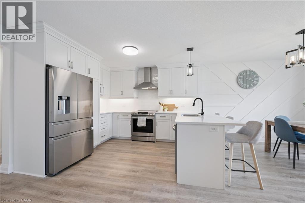 130 WOODBERRY Crescent - 13