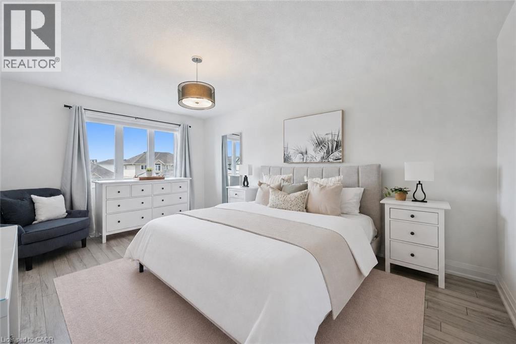 130 WOODBERRY Crescent - Image 24