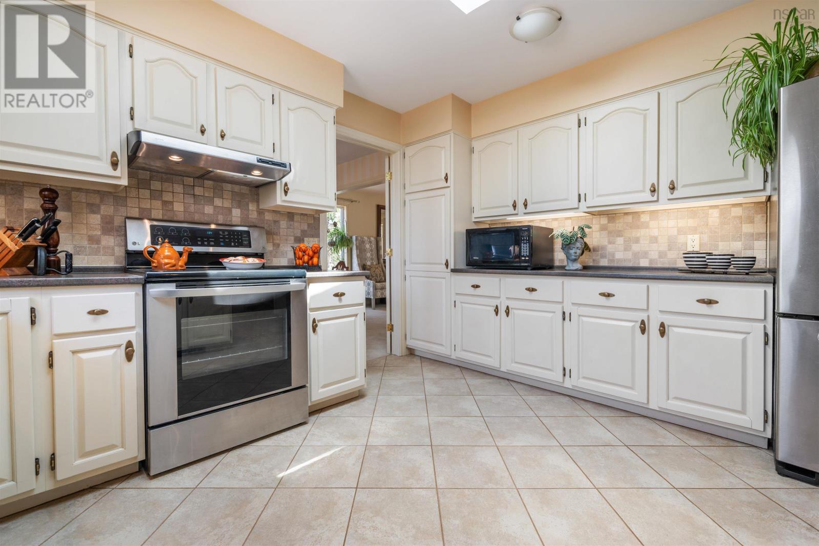 40 FUNDY Drive - 12