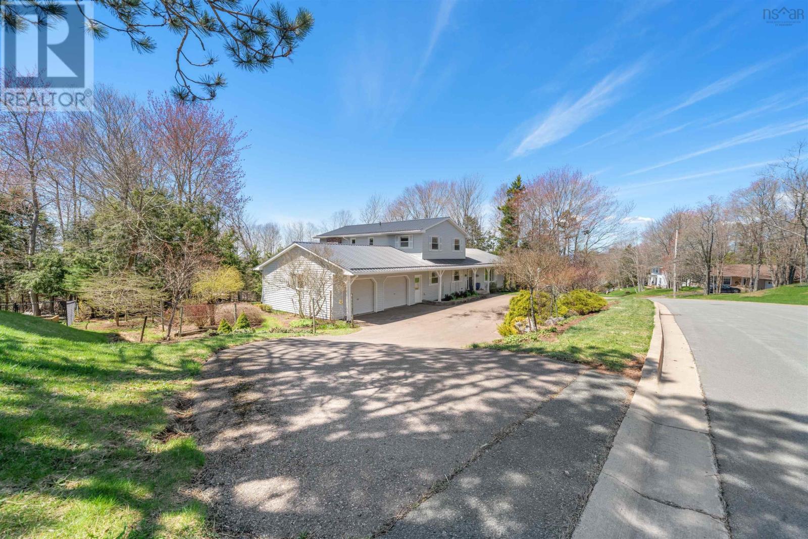 40 FUNDY Drive - 4