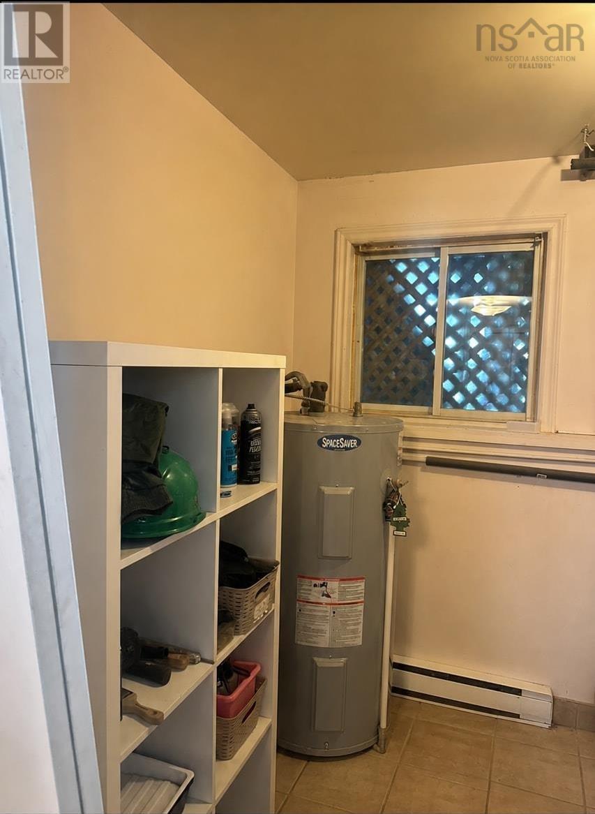 B 144 Riverside Avenue - 21