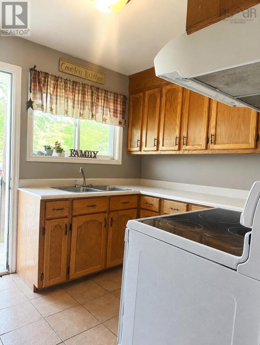 B 144 Riverside Avenue - 3